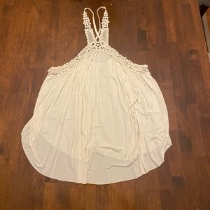 White cross-neck AE soft & sexy tank top